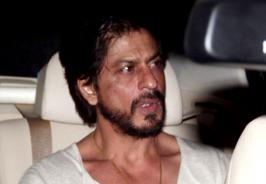  Shah Rukh Khan Visited Salman a Day Before Verdict

Salman Khan, 49, flew home yesterday from Kashmir where he has been shooting new film Bajrangi Bhaijaan.